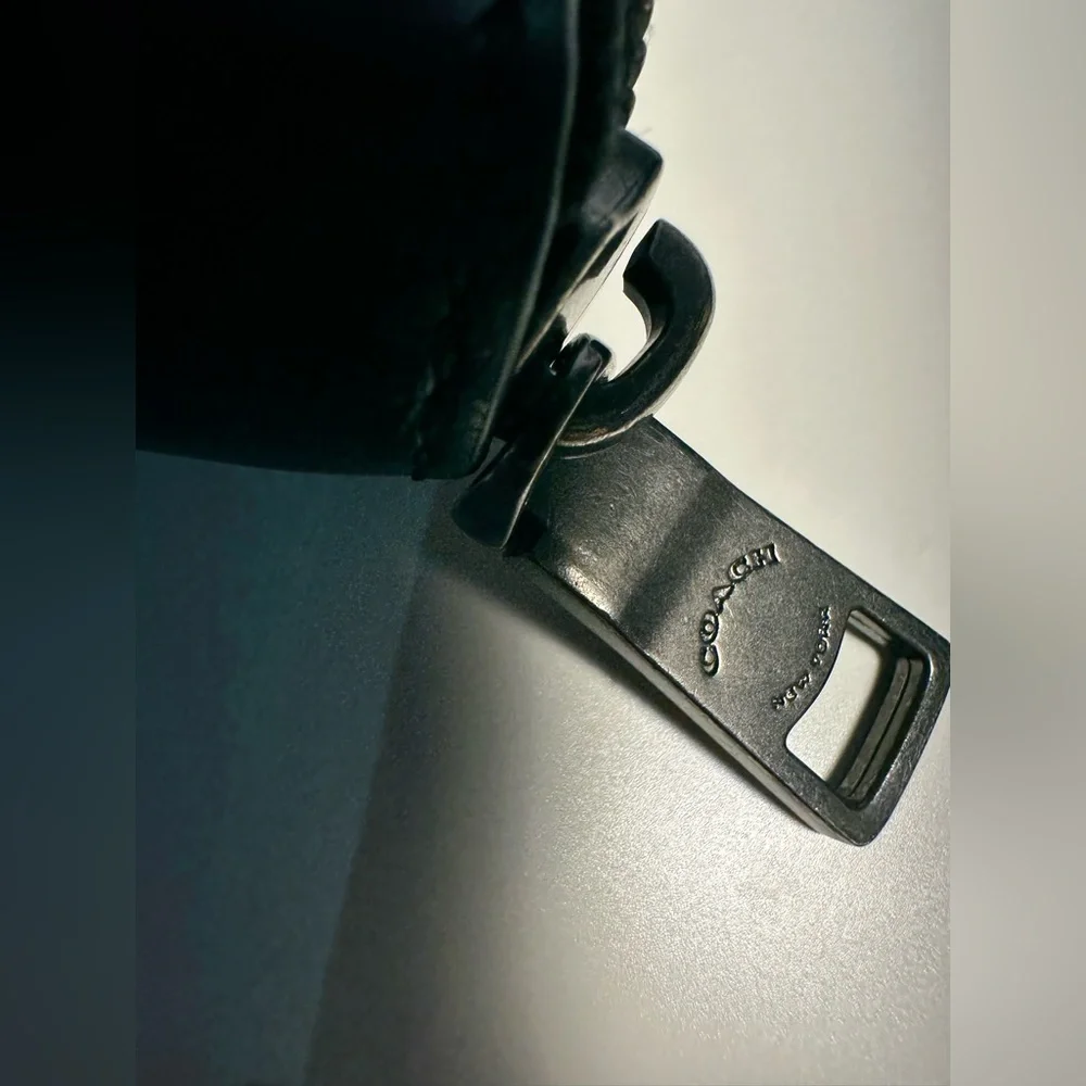 Coach elegant black